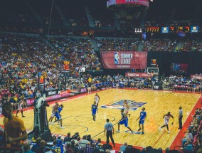 【足彩网】雷霆替补席惊现核武库，连续狂轰60+黑马崛起绝非偶然？