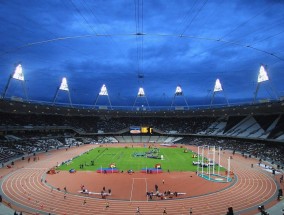 中国足彩网_圣诞工作被批没家人，罗马诺怼网友：你发的比我多，管好自己